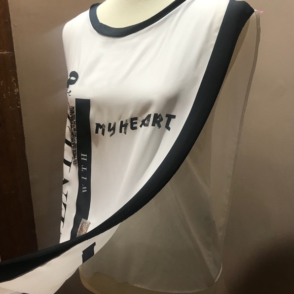 (Zara) ( Be Gentle with My Heart) Blouse - Picture 2 of 5